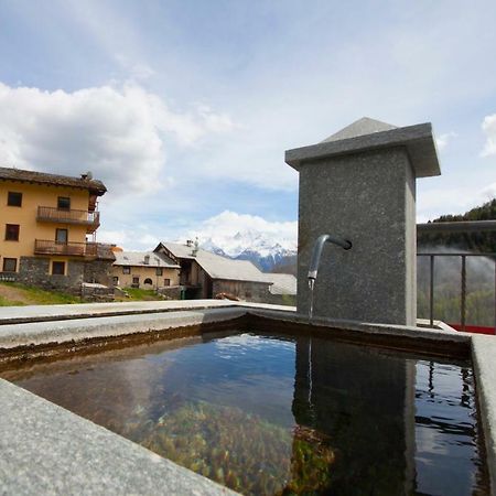 Mountain Cave Hotel Aosta Luaran gambar