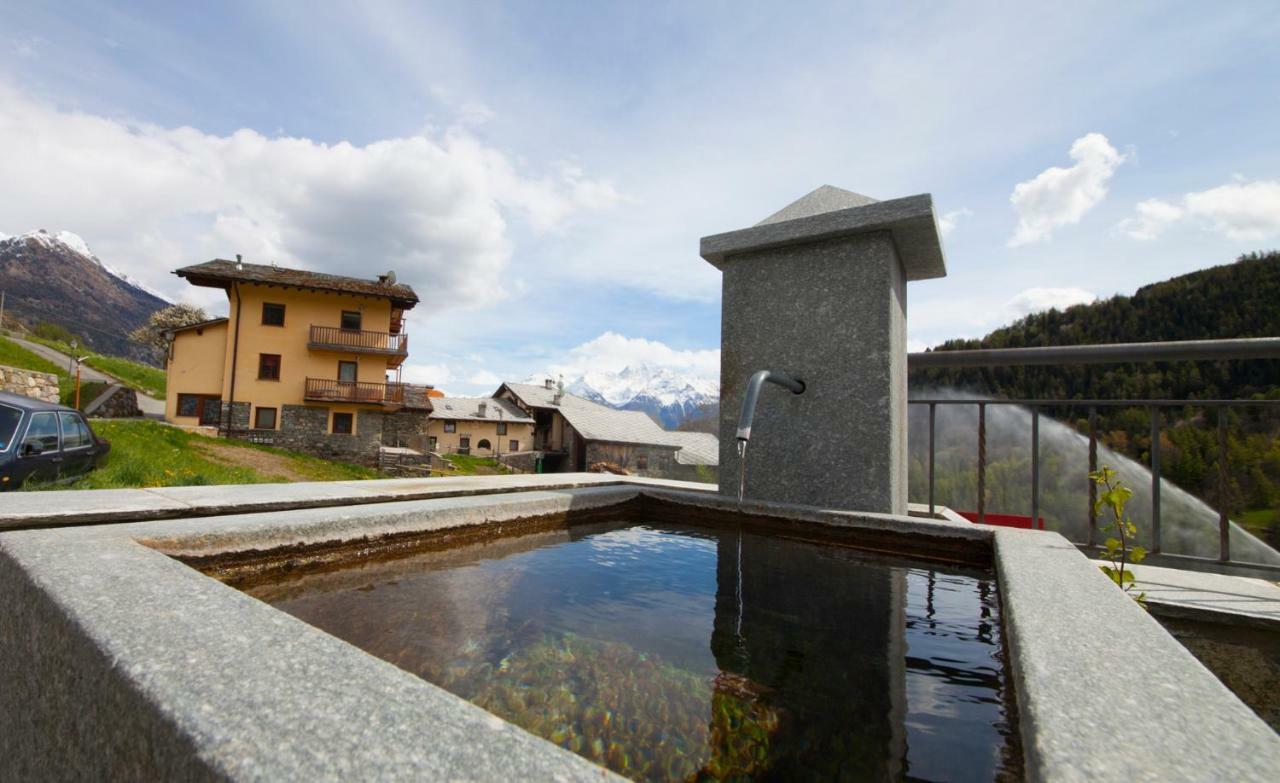 Mountain Cave Hotel Aosta Luaran gambar